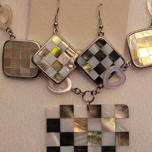 BNWT - Mother of Pearl FAC checkered set